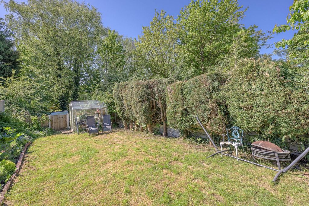 Additional image 22 of 4 bed property for saleSandringham Road, Wombourne, Wolverhampton WV5