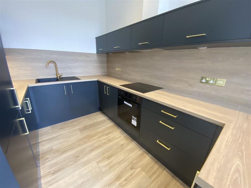 Additional image 6 of 3 bed town house for saleChetwynd Court, Stafford ST17