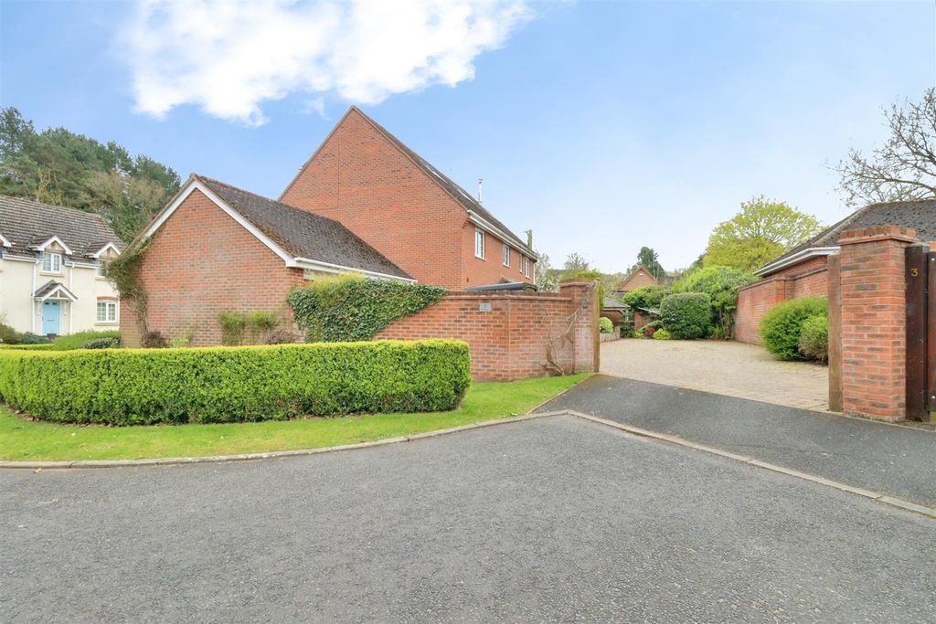 Additional image 33 of 5 bed detached house for saleThe Meadows, Wrinehill, Crewe CW3