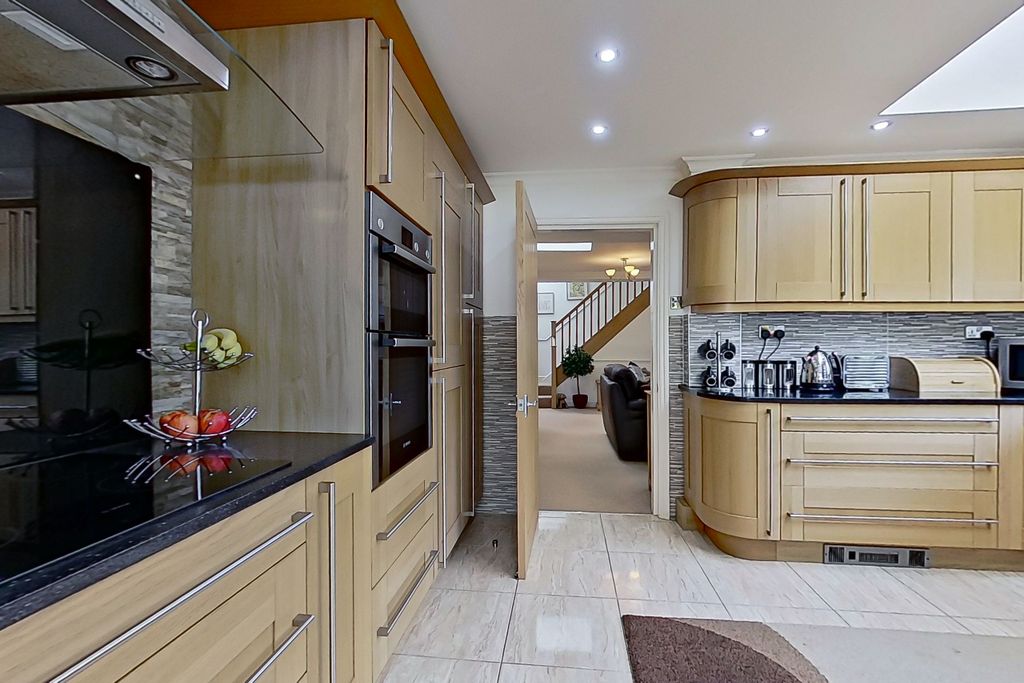 Additional image 15 of 4 bed detached bungalow for saleEdge Hill Road, Four Oaks, Sutton Coldfield B74