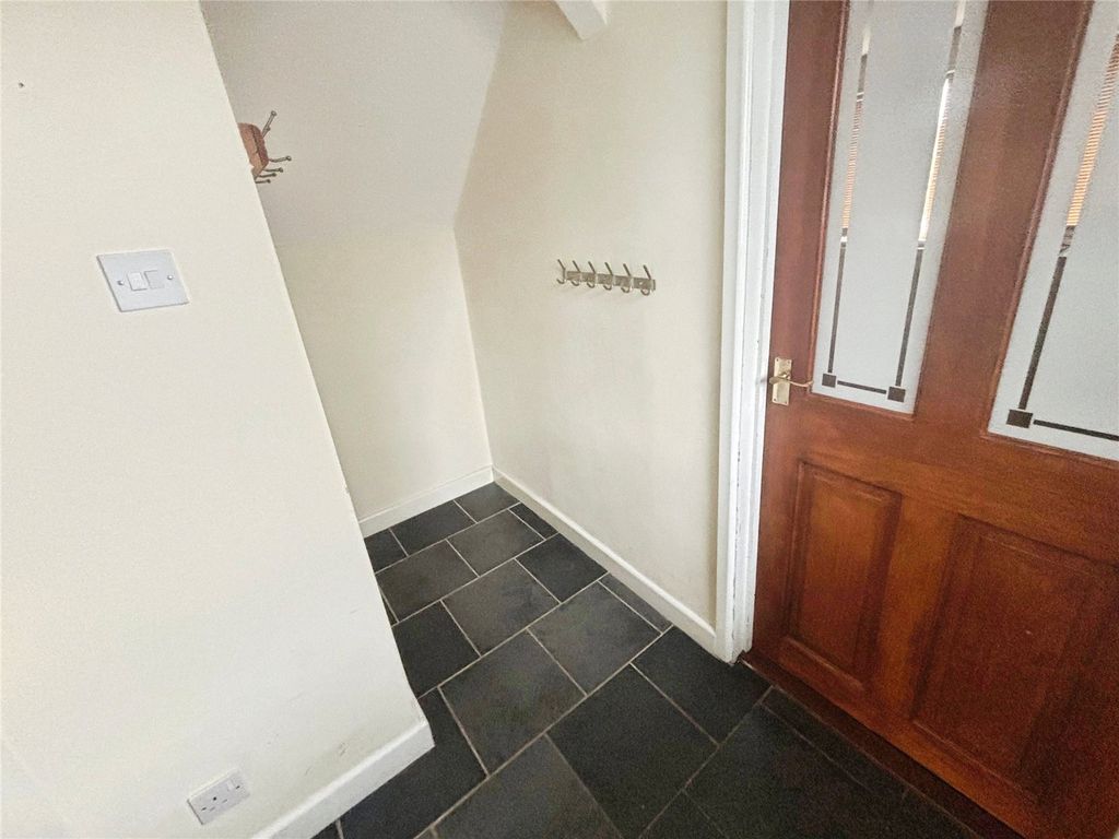 Additional image 8 of 3 bed semi-detached house for saleAvon Close, Perton, Wolverhampton WV6