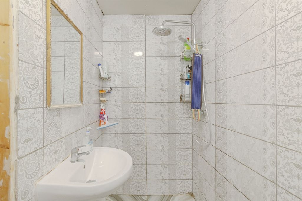 Additional image 5 of 5 bed end terrace house for salePollard Road, Leicester LE3