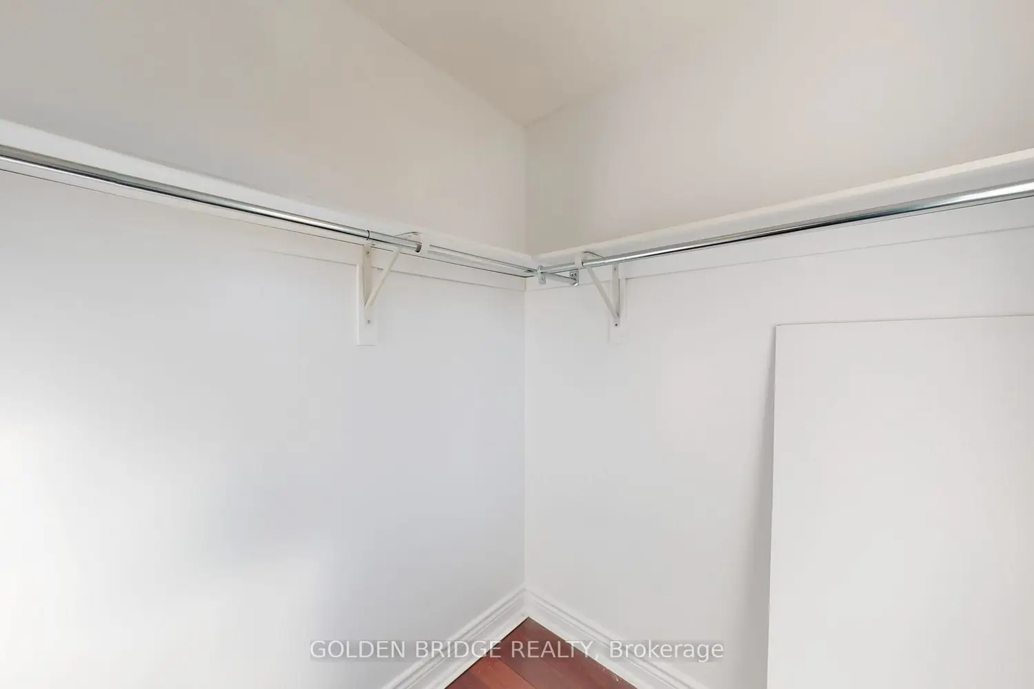 Additional image 13 of 158 Worthington Avenue
