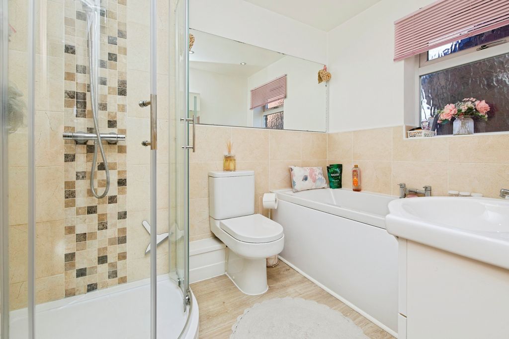 Additional image 18 of 4 bed detached house for saleAmberlands, Stretton, Burton-On-Trent DE13
