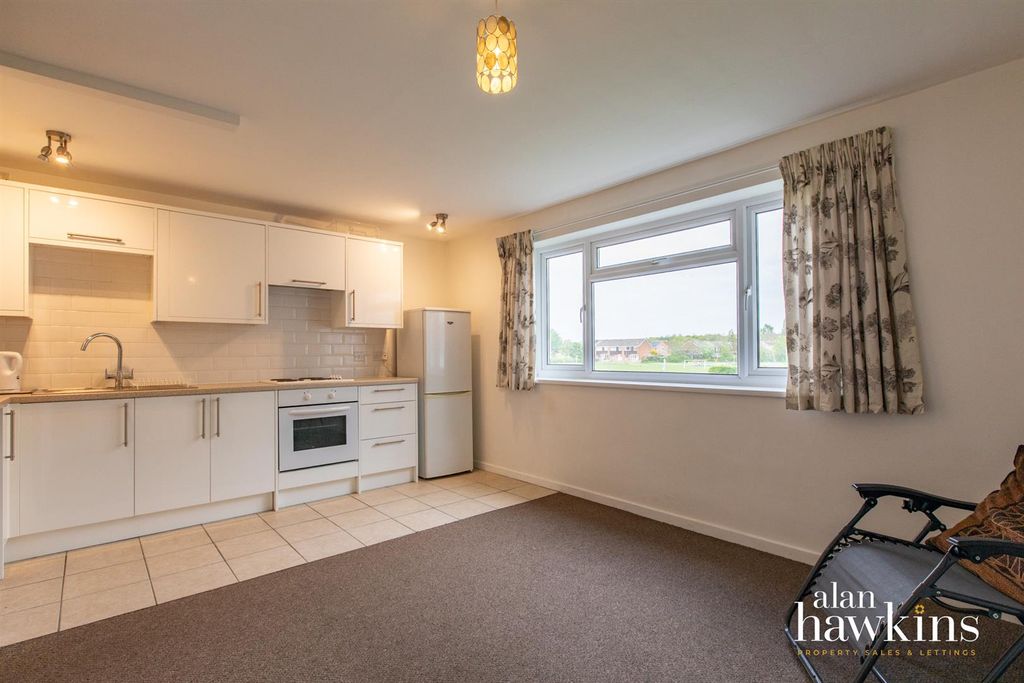 Additional image 3 of 1 bed flat for saleMarlborough Court, Royal Wootton Bassett SN4