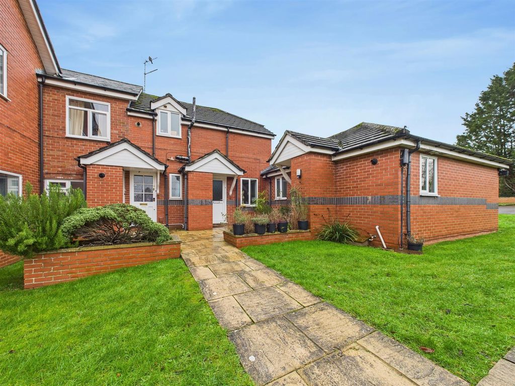 Additional image 6 of 1 bed flat for sale207-209, London Road, Chippenham SN15