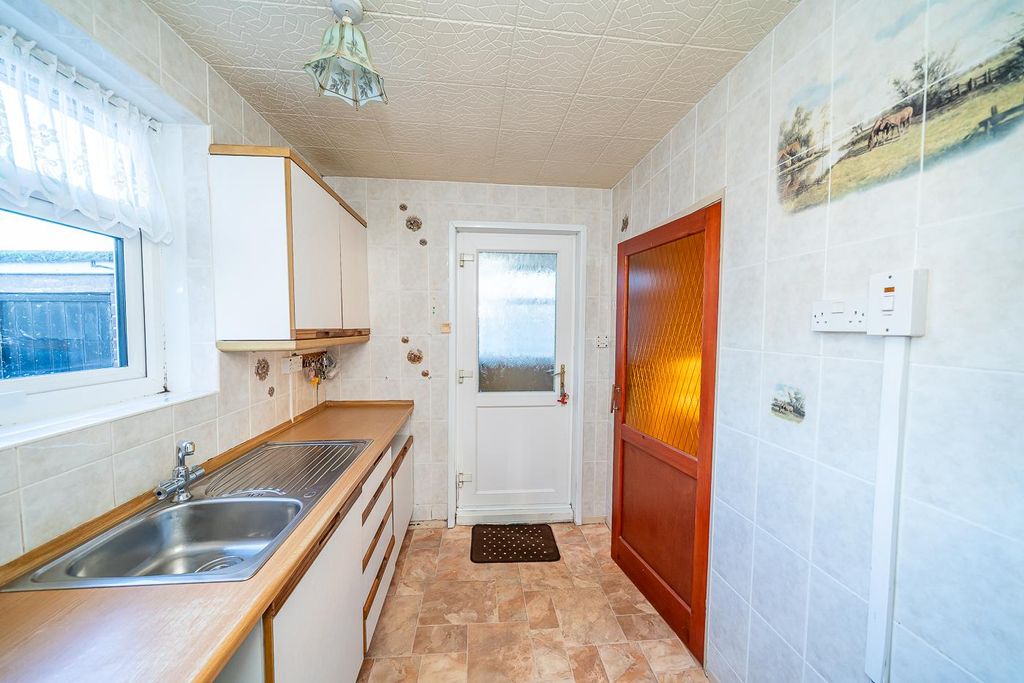 Additional image 8 of 1 bed semi-detached bungalow for saleSpeedy Close, Cannock WS11