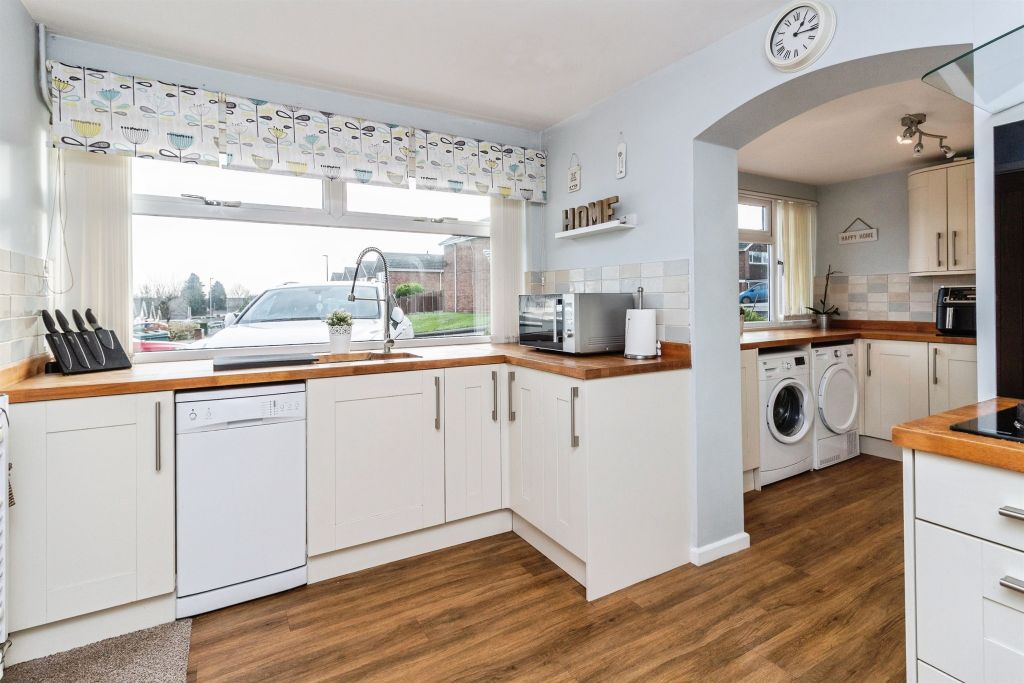 Additional image 5 of 5 bed detached house for saleSpringvale Rise, Stafford ST16