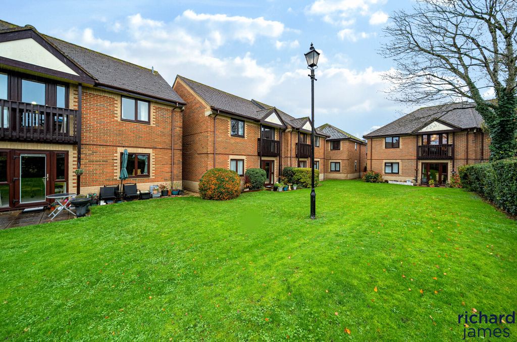 Additional image 11 of 1 bed flat for saleThe Mulberrys, Royal Wootton Bassett SN4