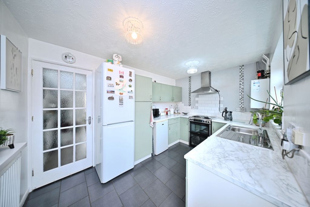 Additional image 7 of 3 bed terraced house for saleYarrow Close, Hamilton, Leicester, Leicestershire LE5
