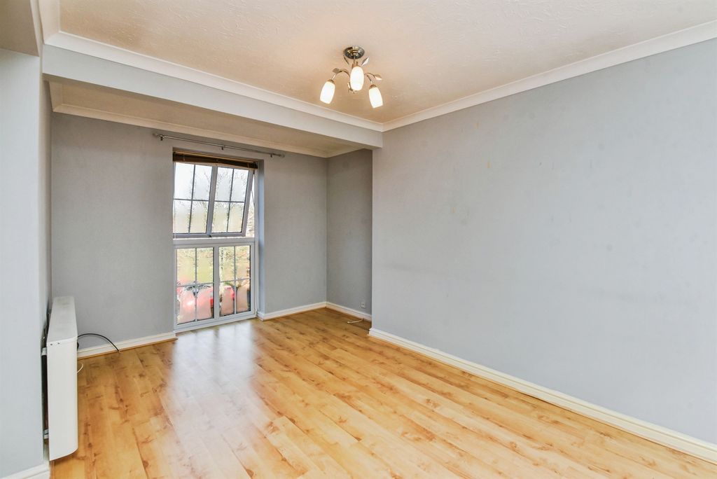 Additional image 7 of 2 bed flat for saleMorse Close, Chippenham SN15
