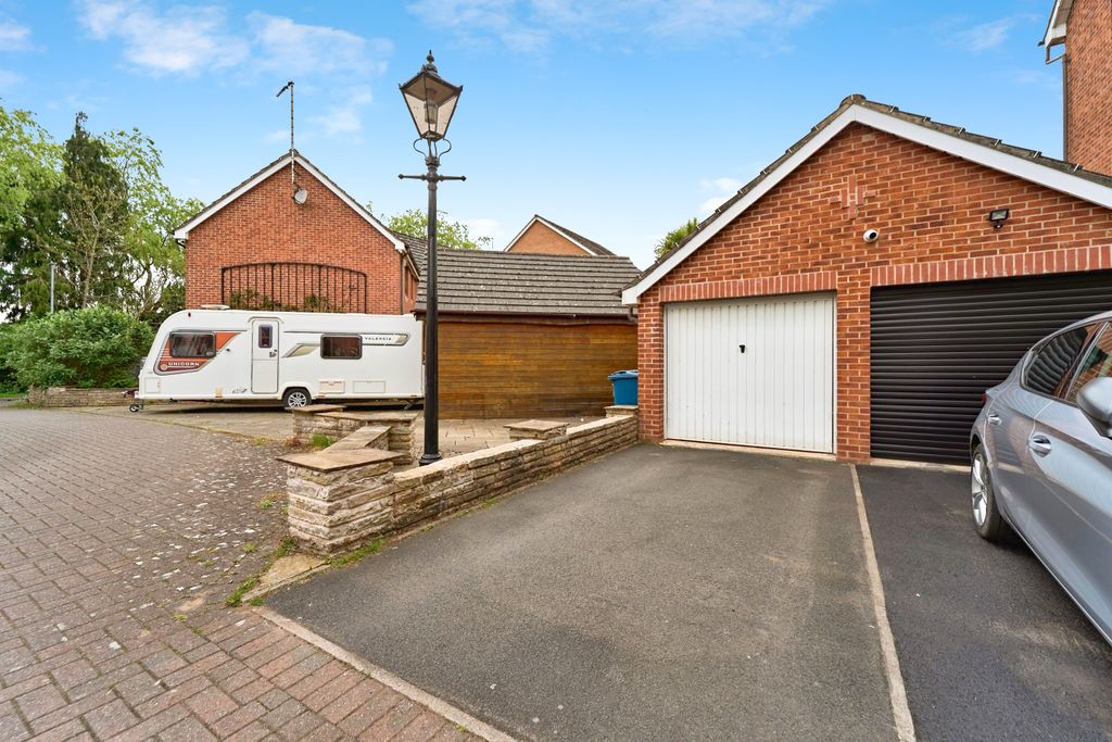 Additional image 24 of 4 bed semi-detached house for salePioneer Way, Stafford ST17