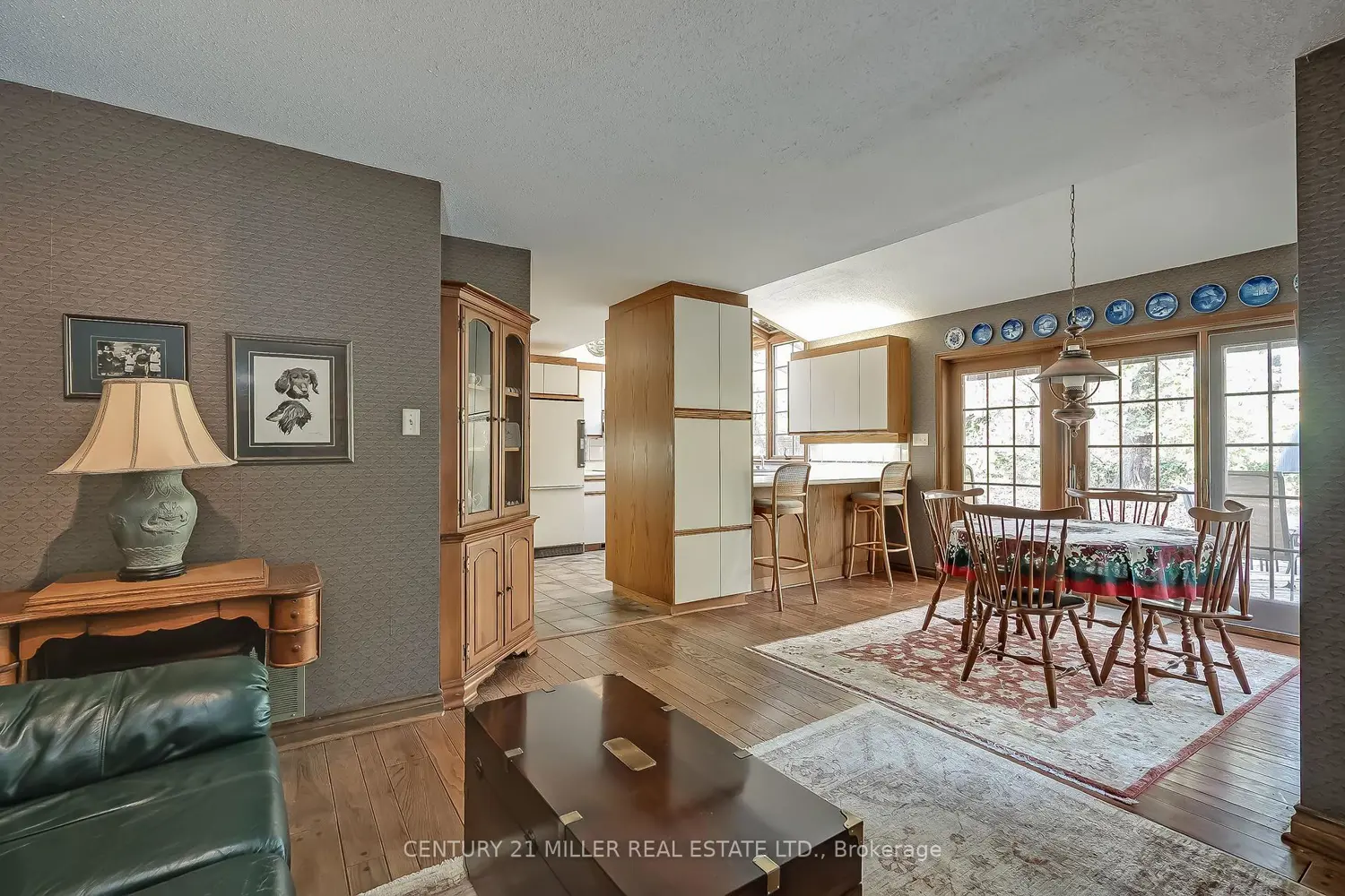 Additional image 12 of 1296 Cumnock Crescent