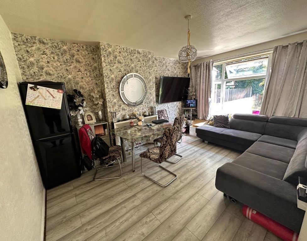 Additional image 2 of 3 bed semi-detached house for sale9 Frankson Avenue, Narborough Road South, Leicester LE3