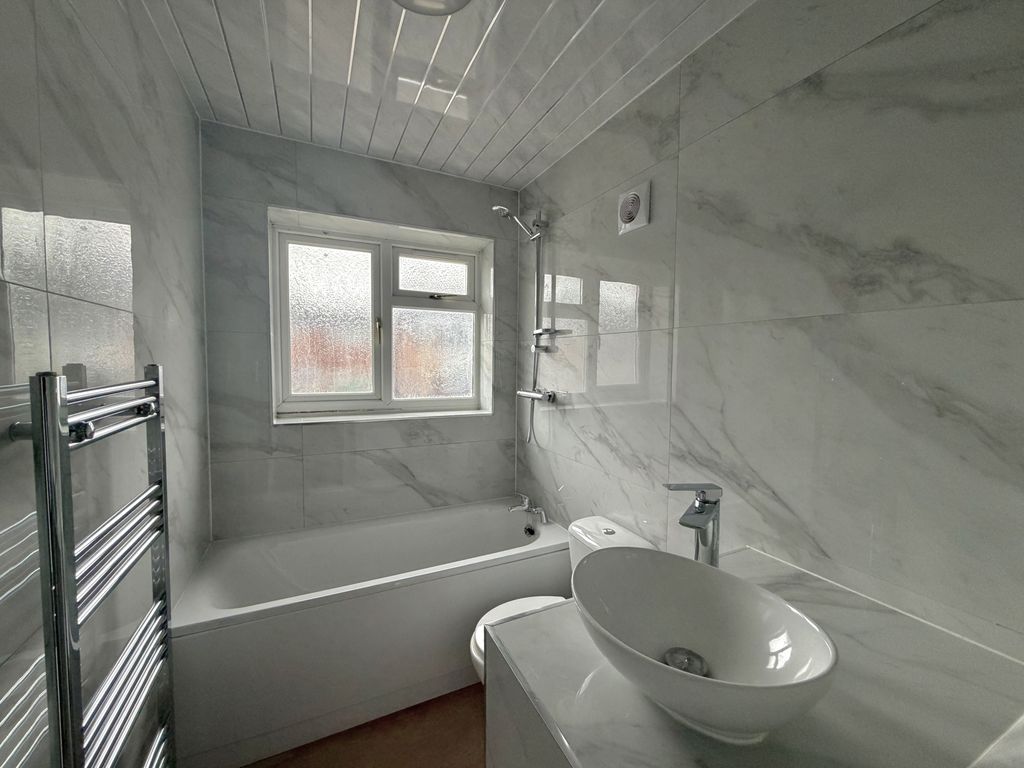 Additional image 12 of 3 bed semi-detached house for saleAveril Road, Leicester LE5