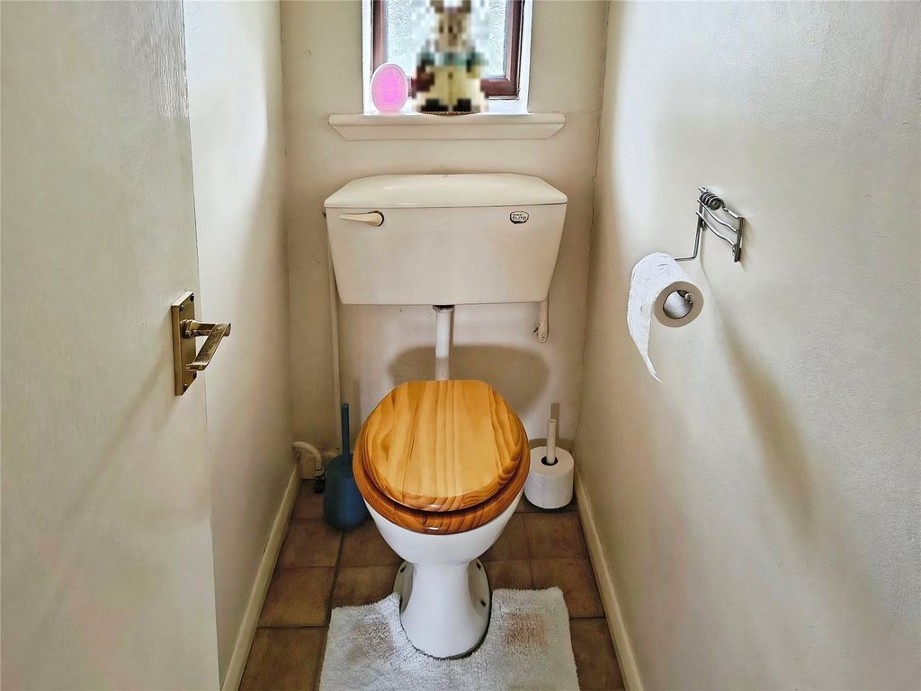 Additional image 10 of 3 bed semi-detached house for saleSimmons Road, Wolverhampton, West Midlands WV11