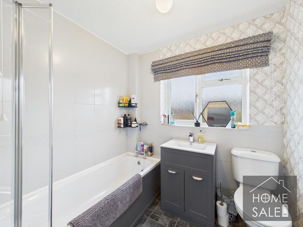 Additional image 13 of 3 bed detached house for sale5 Oak Close, Uppingham LE15