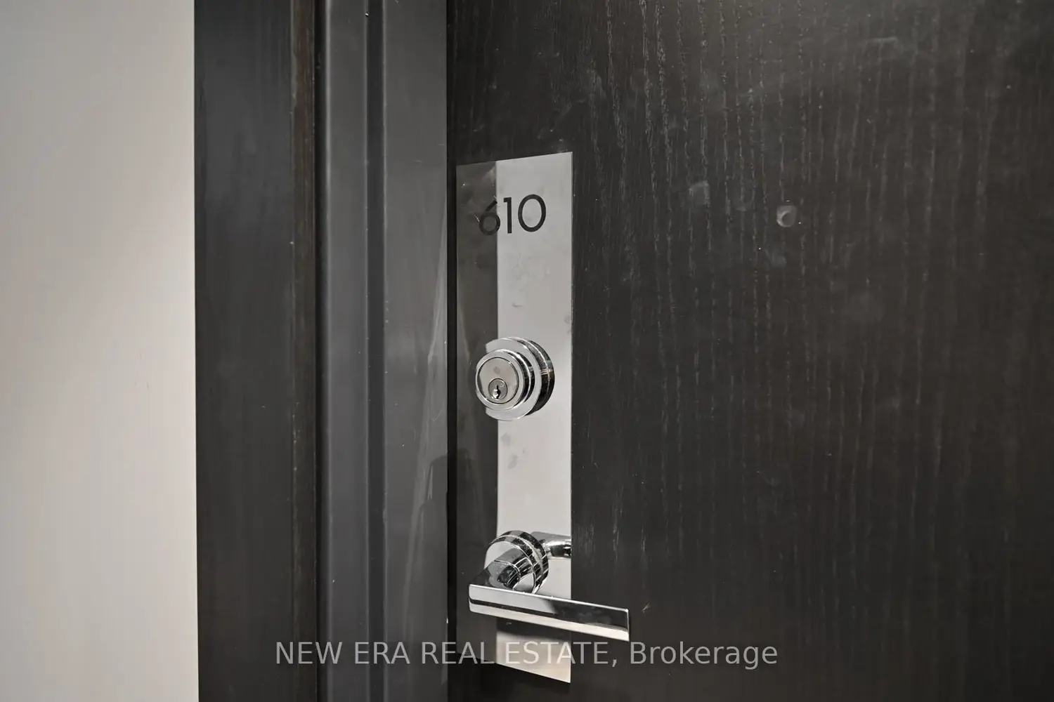 Additional image 17 of 293 The Kingsway 610