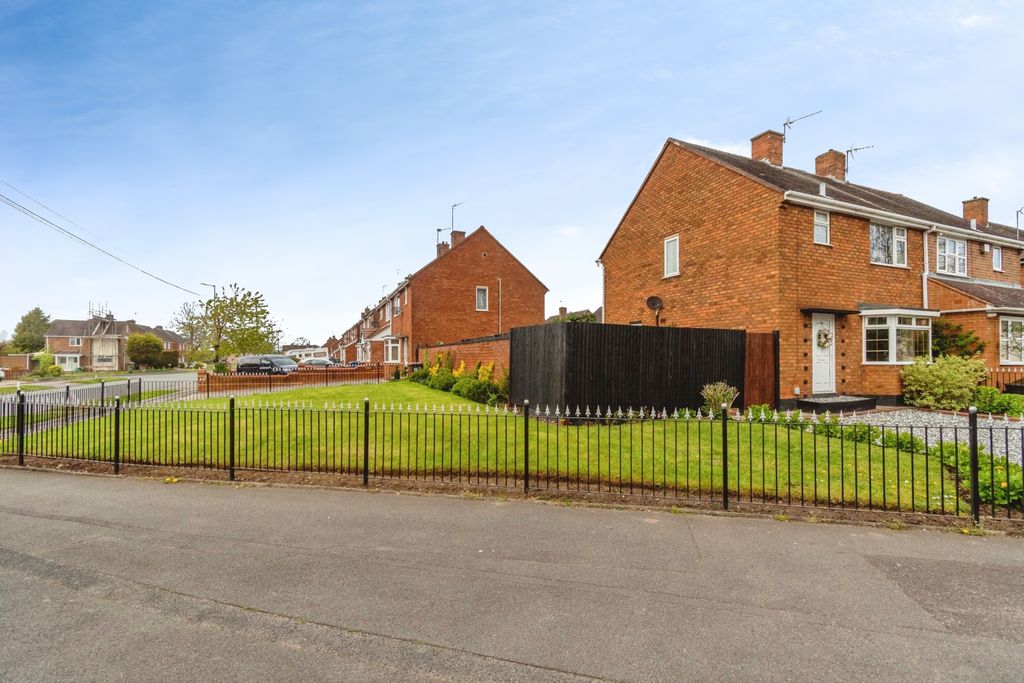 Additional image 2 of 3 bed semi-detached house for saleAscot Drive, Cannock WS11