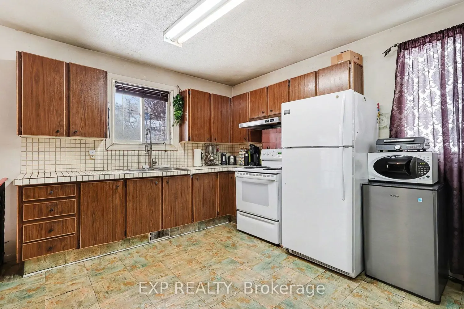 Additional image 13 of 2211 St Laurent Boulevard