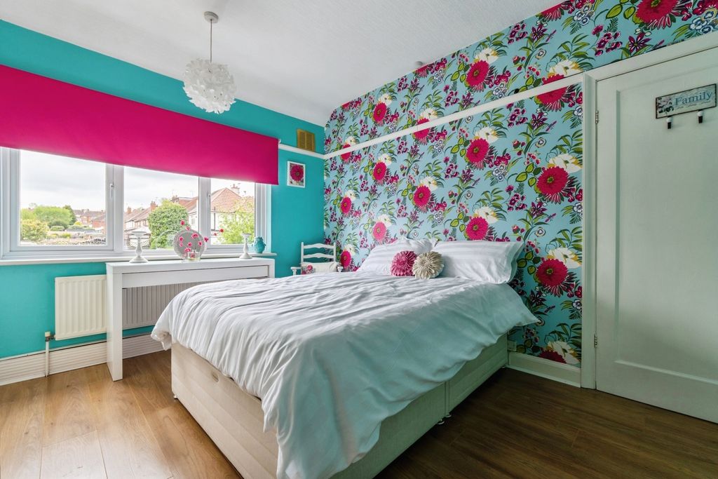 Additional image 20 of 3 bed semi-detached house for saleCliffwood Avenue, Birstall, Leicester, Leicestershire LE4