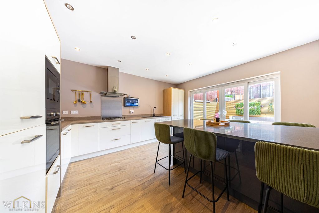 Additional image 6 of 4 bed detached house for saleWensleydale, Wilnecote, Tamworth, Staffordshire B77