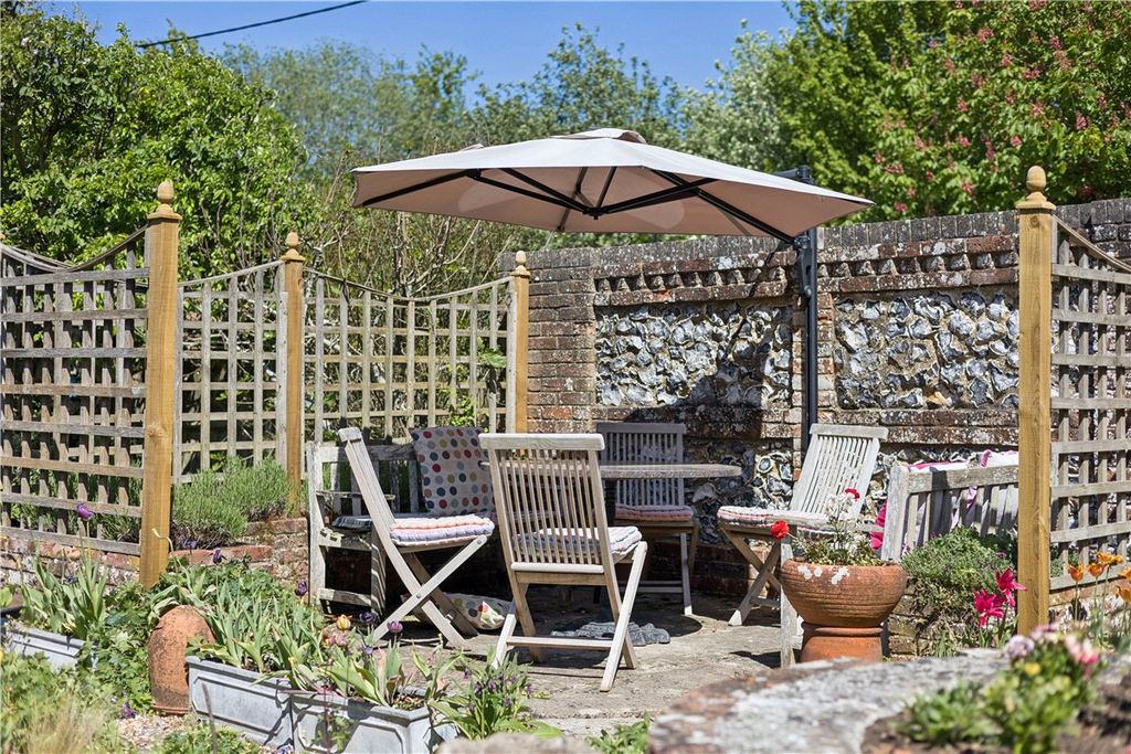 Additional image 31 of 6 bed detached house for saleThe Street, All Cannings, Devizes, Wiltshire SN10