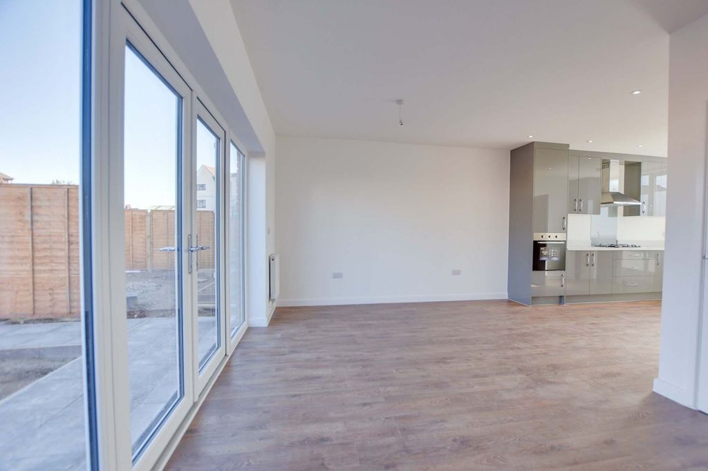 Additional image 9 of 3 bed terraced house for saleGipsy Lane, Leicester LE4
