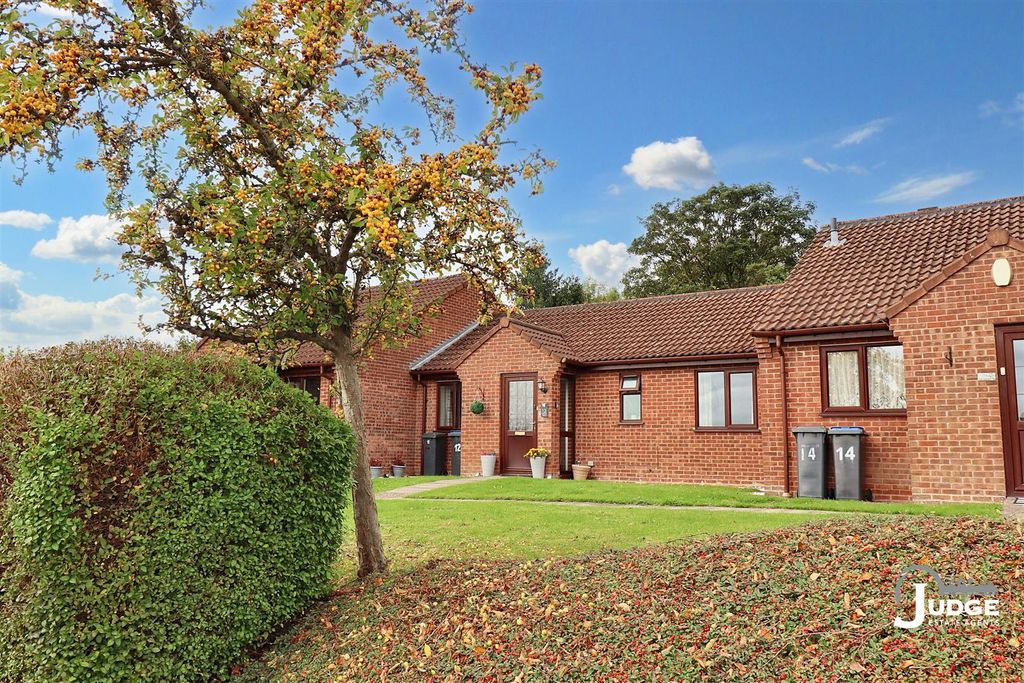 2 bed terraced bungalow for saleUpland Drive, Markfield, Leicestershire LE67