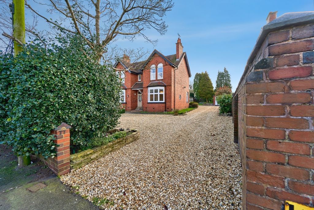 Additional image 34 of 3 bed semi-detached house for saleStation Street, Walsall, Staffordshire WS6