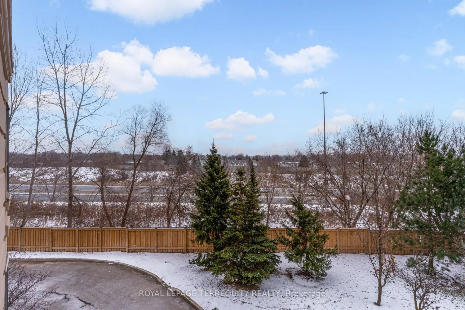 Additional image 11 of 2085 Amherst Heights Drive 212