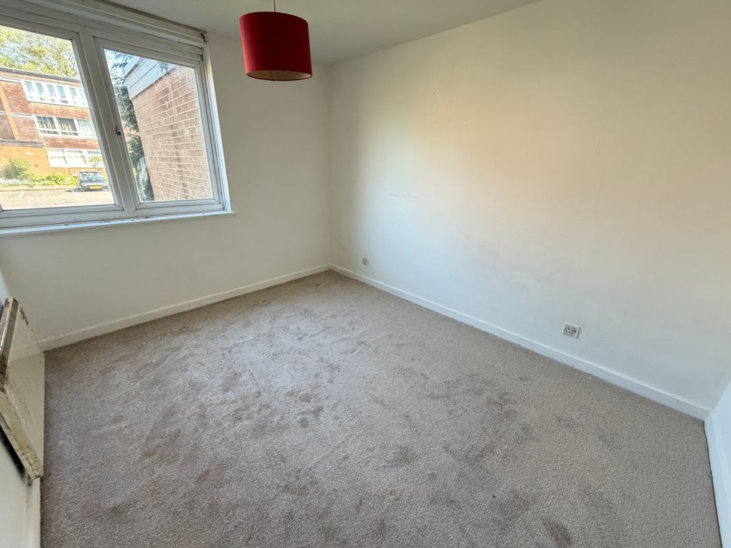Additional image 5 of 2 bed flat for saleLimehurst Avenue, Finchfield, Wolverhampton WV3