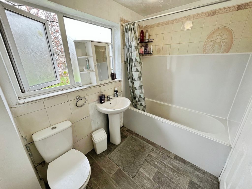 Additional image 8 of 3 bed terraced house for saleTatlow Road, Glenfield, Leicester, Leicestershire LE3