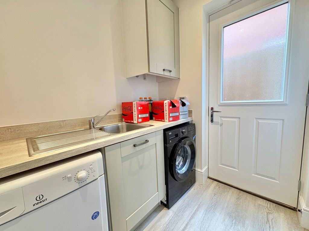 Additional image 10 of 4 bed detached house for saleHopton Close, Amington, Tamworth B77