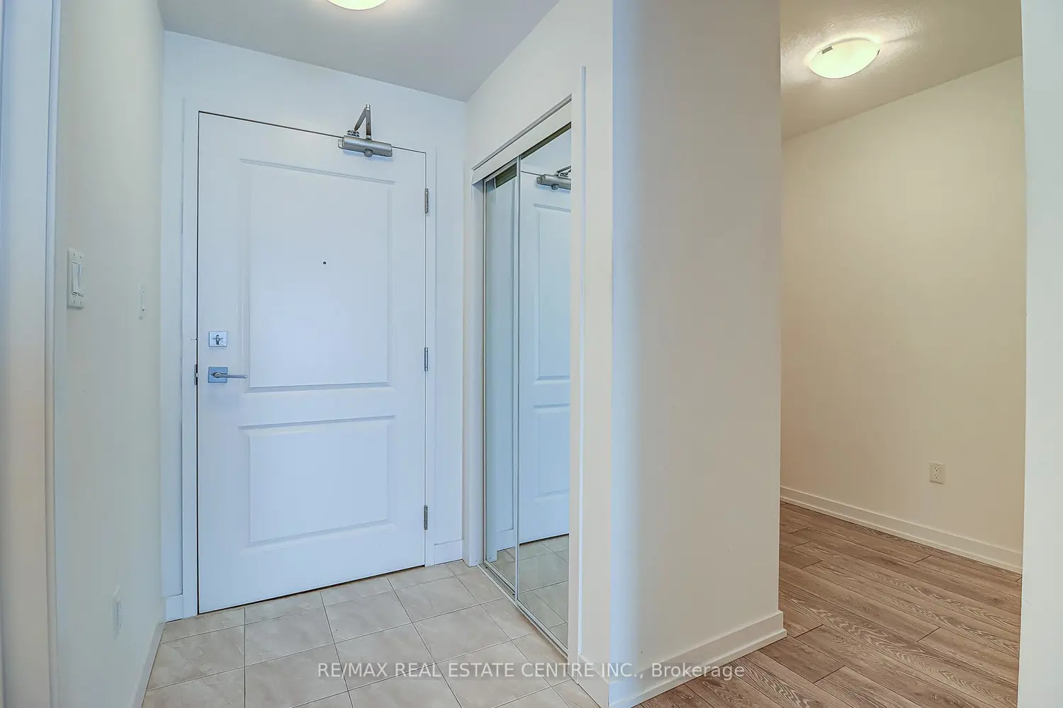Additional image 3 of 101 Shoreview Place 332