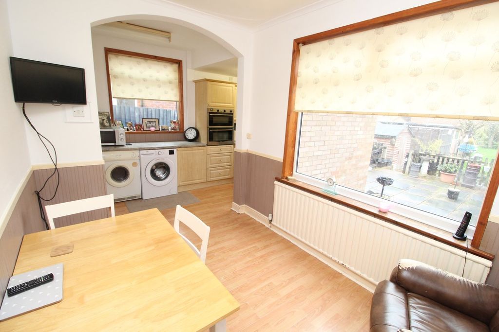 Additional image 4 of 3 bed semi-detached house for saleRichmond Drive, Glen Parva, Leicester LE2