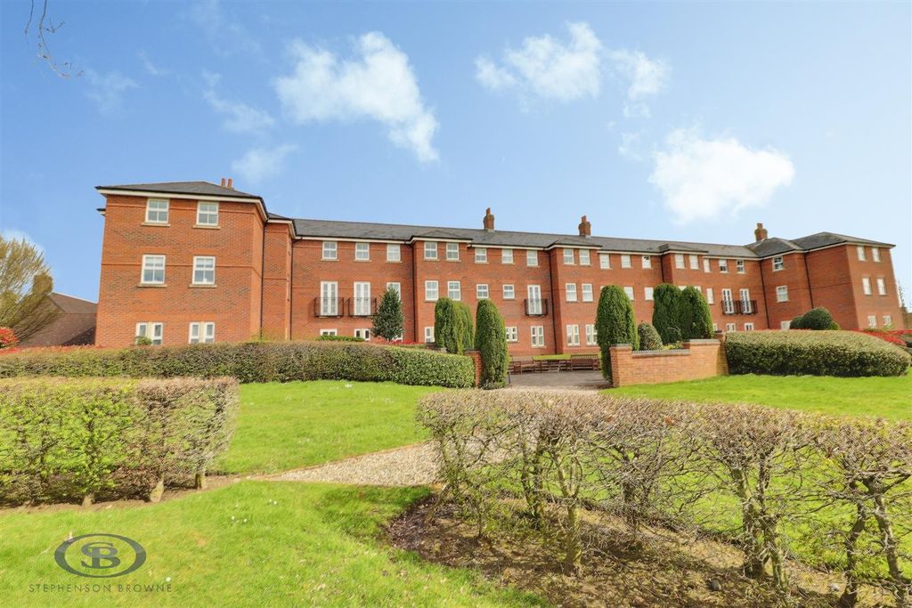 Additional image 3 of 3 bed flat for saleAshbourne Drive, Weston, Crewe CW2