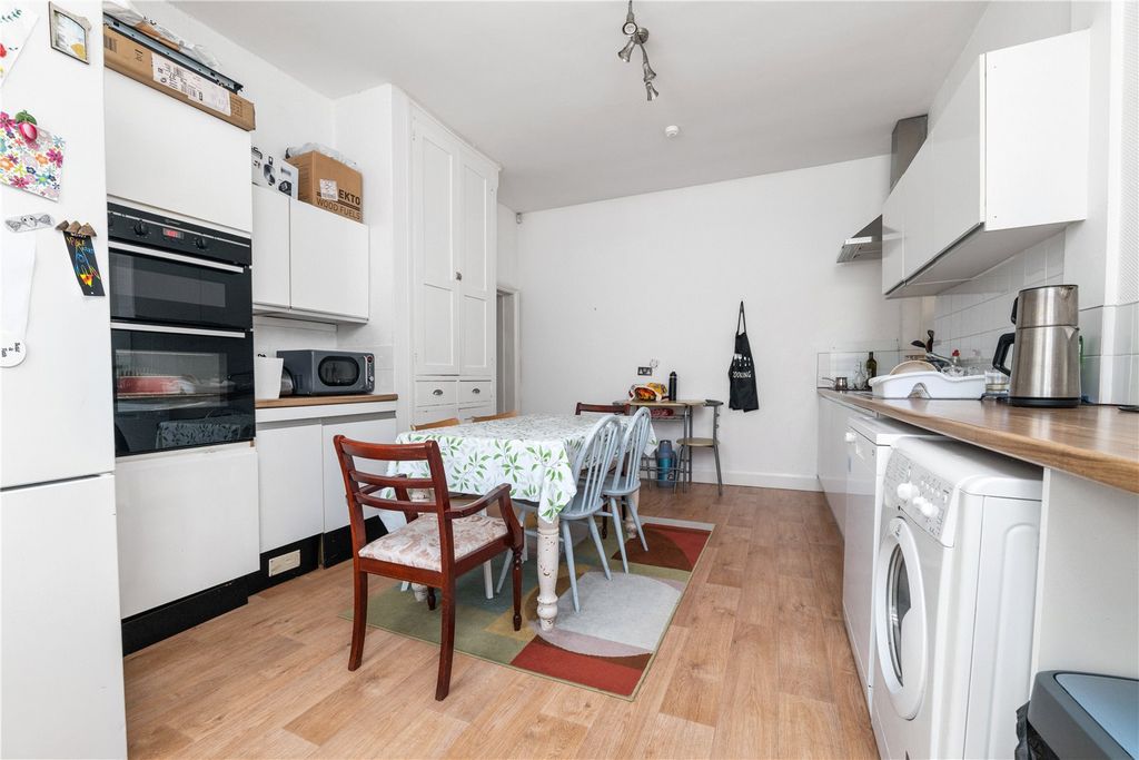Additional image 8 of 4 bed semi-detached house for saleKnighton Park Road, Stoneygate, Leicester LE2