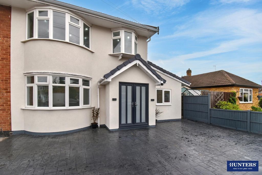Additional image 19 of 5 bed semi-detached house for saleTythorn Drive, Wigston LE18