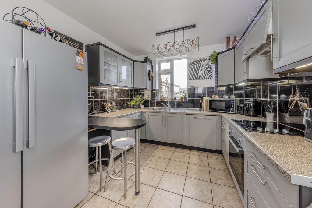 Additional image 2 of 2 bed semi-detached house for saleTrentham Road, Stoke On Trent ST3