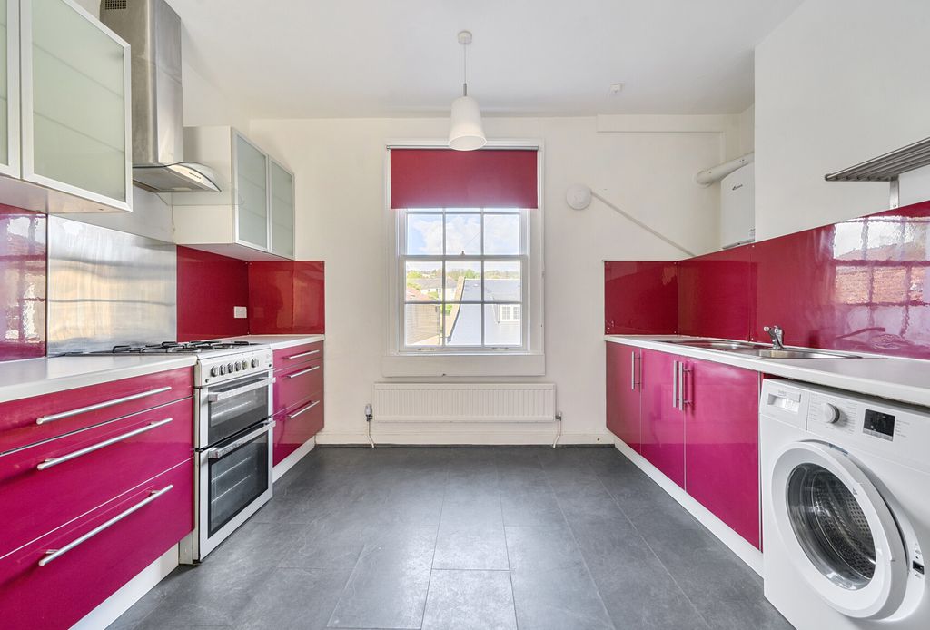 2 bed flat for saleLambridge Buildings, Bath, Somerset BA1 photo 5