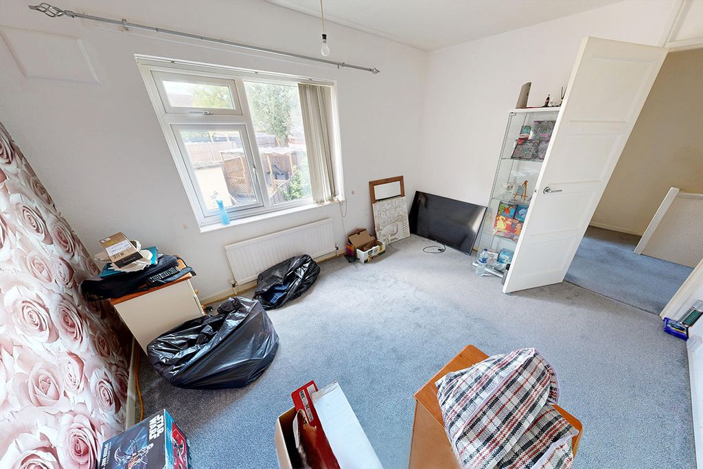 Additional image 15 of 3 bed semi-detached house for saleSharmon Crescent, Leicester LE3