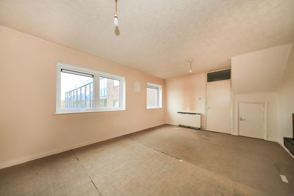 Additional image 4 of 2 bed maisonette for saleWarstones Road, Penn, Wolverhampton WV4