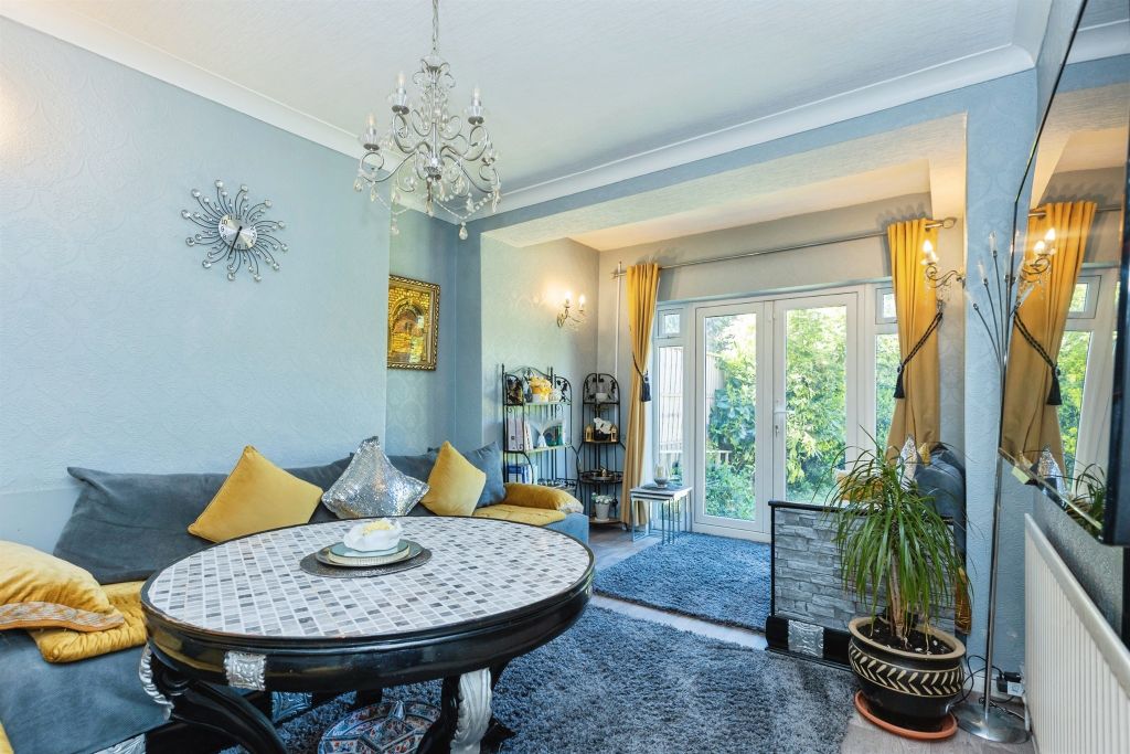 Additional image 3 of 3 bed semi-detached house for saleFrinton Avenue, Leicester LE5