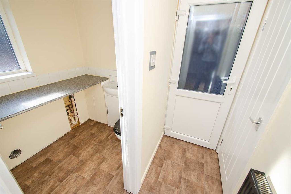 Additional image 6 of 3 bed semi-detached house for saleLeedham Avenue, Amington, Tamworth B77