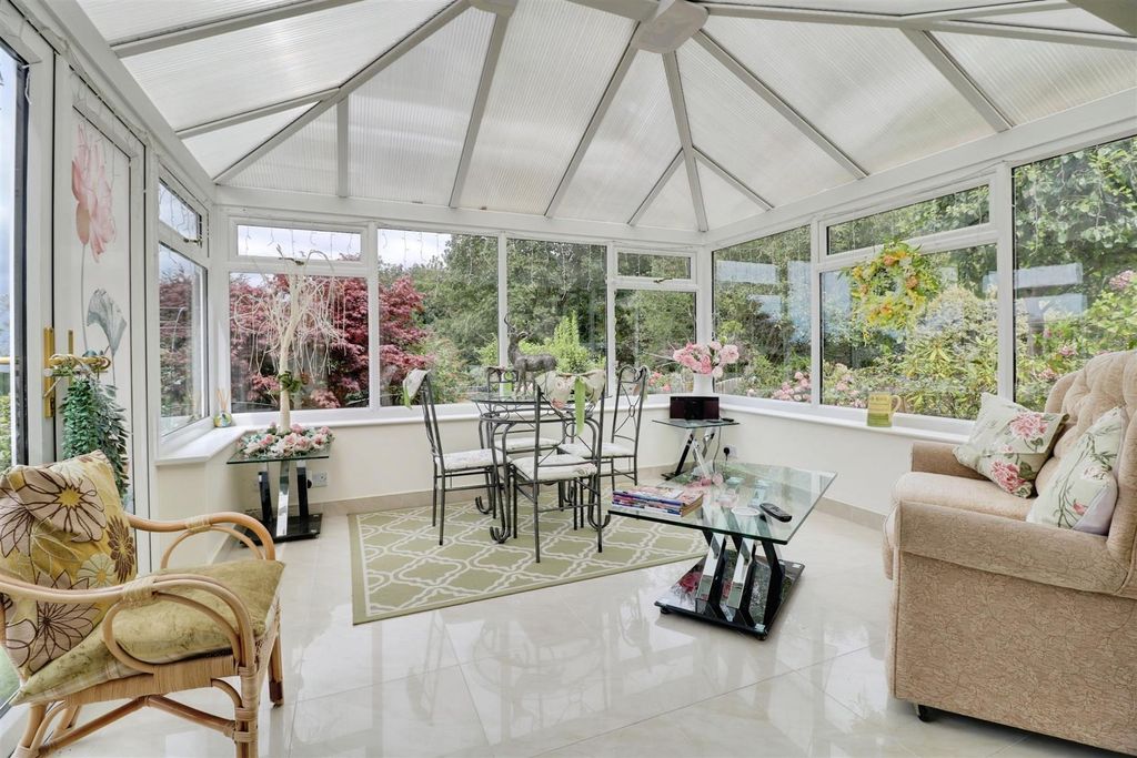 4 bed detached bungalow for saleDee Close, Talke ST7 photo 4