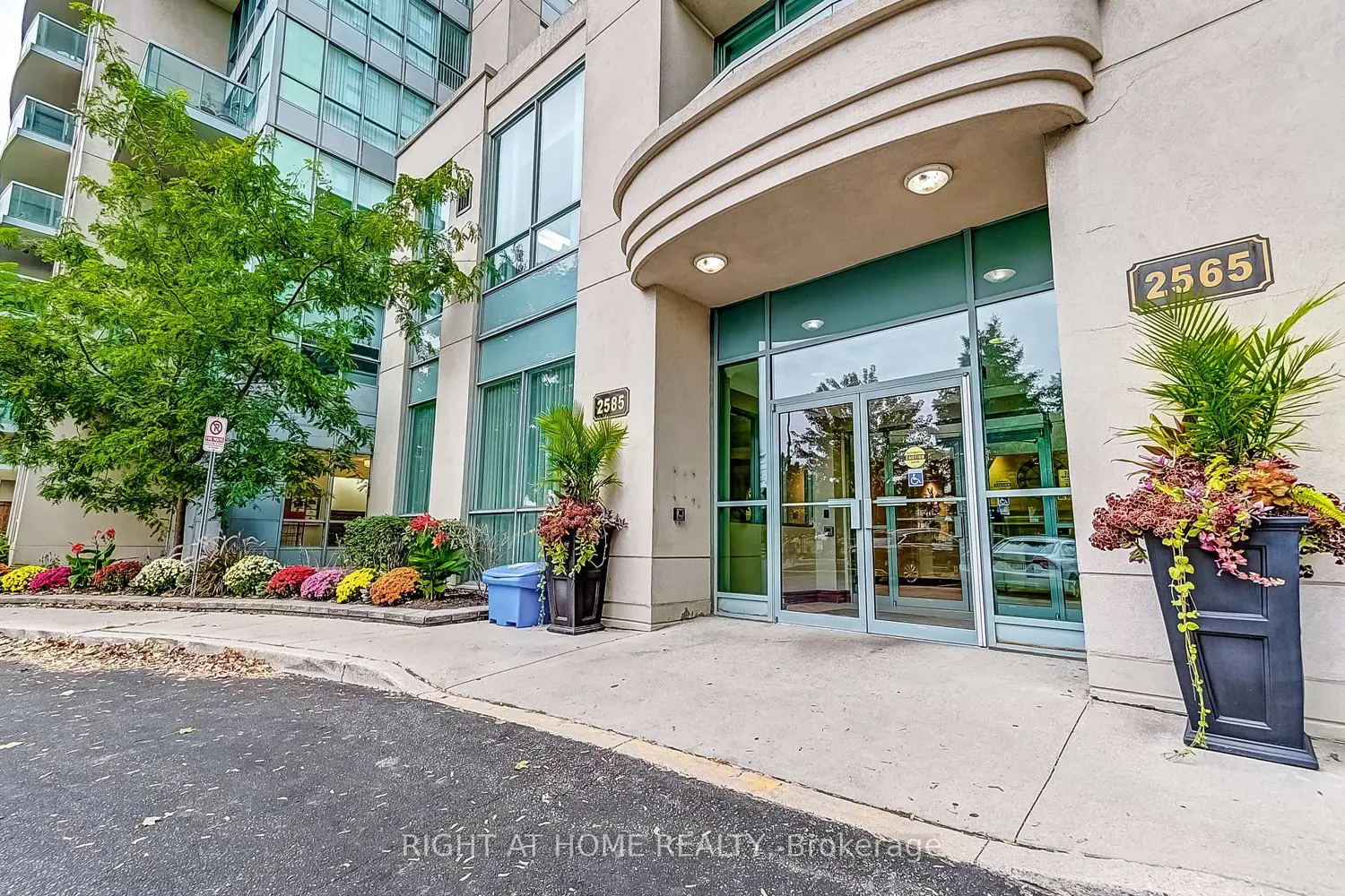Additional image 12 of 2565 Erin Centre Boulevard 508