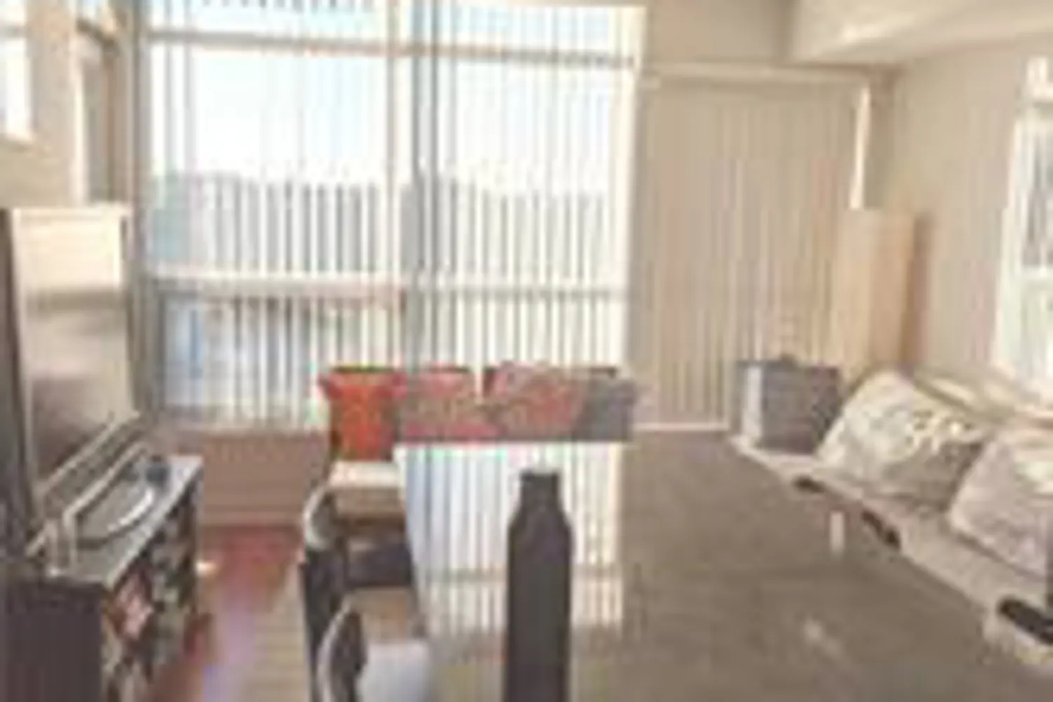 Additional image 3 of 15 Singer Court 603