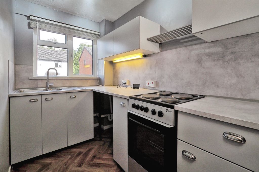 Additional image 7 of 1 bed semi-detached house for saleAvon Drive, Alderbury, Salisbury SP5