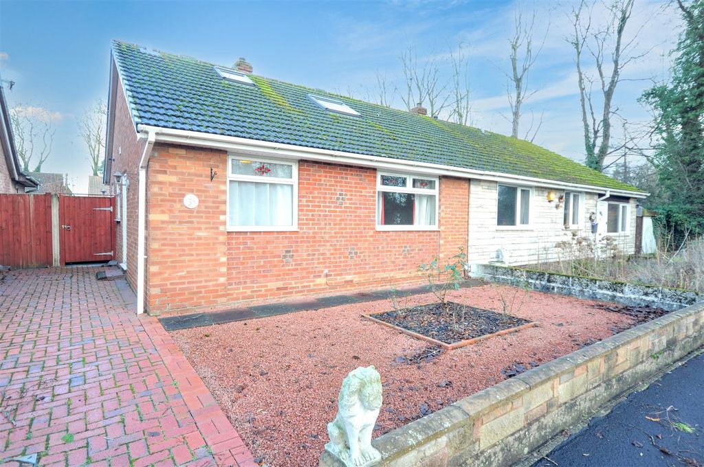 3 bed semi-detached bungalow for saleErnald Gardens, Stone ST15